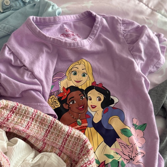 Colorful Kids Clothing Bundle - Picture 8 of 16